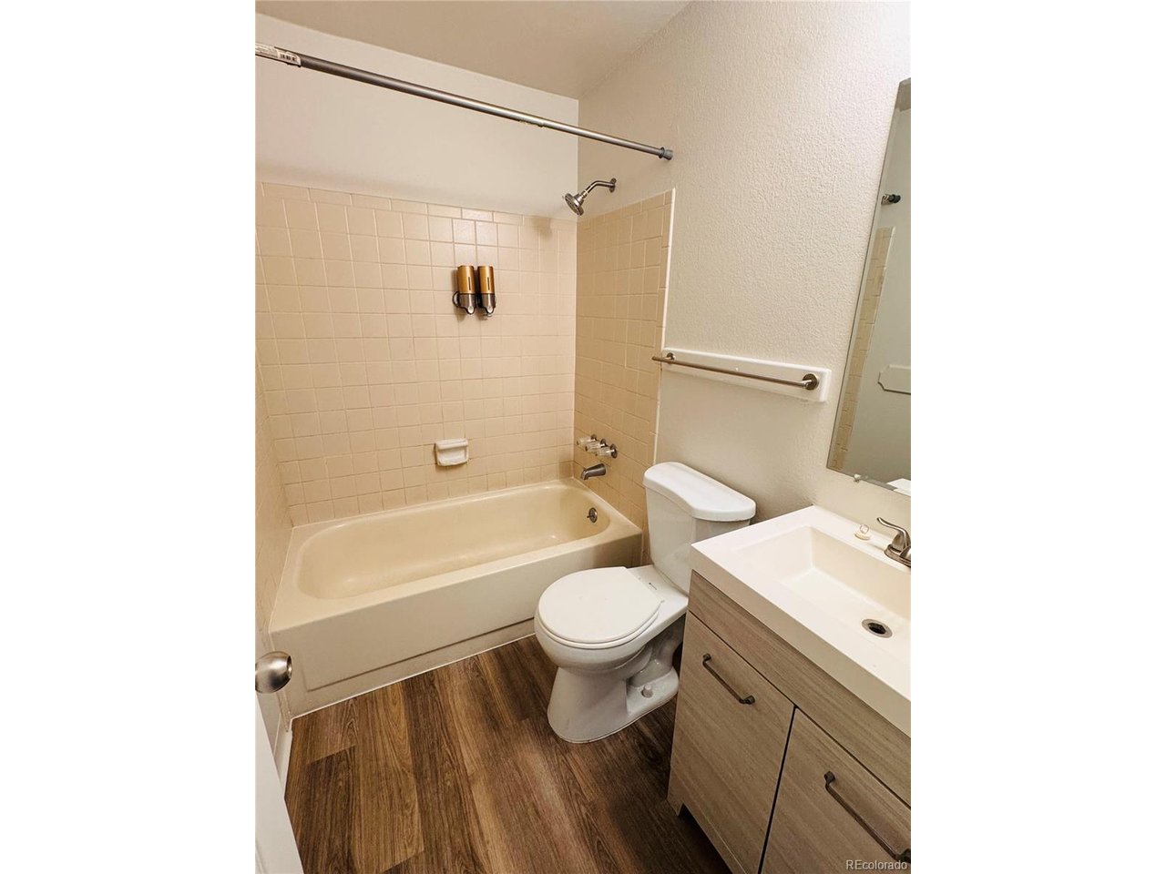 61 S Sable Blvd C12