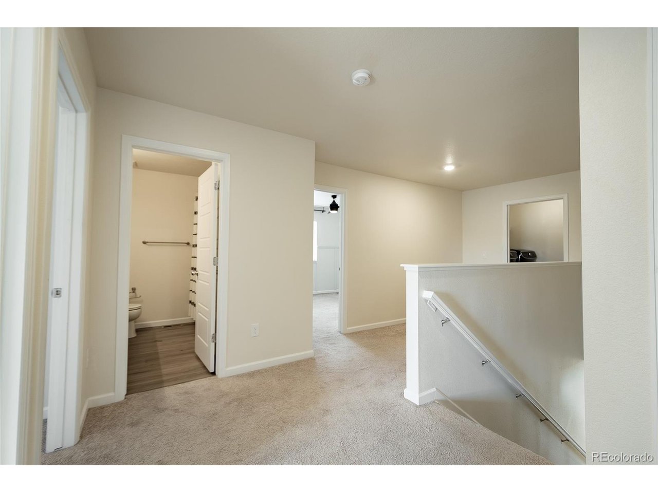 5260 Lumos Ln