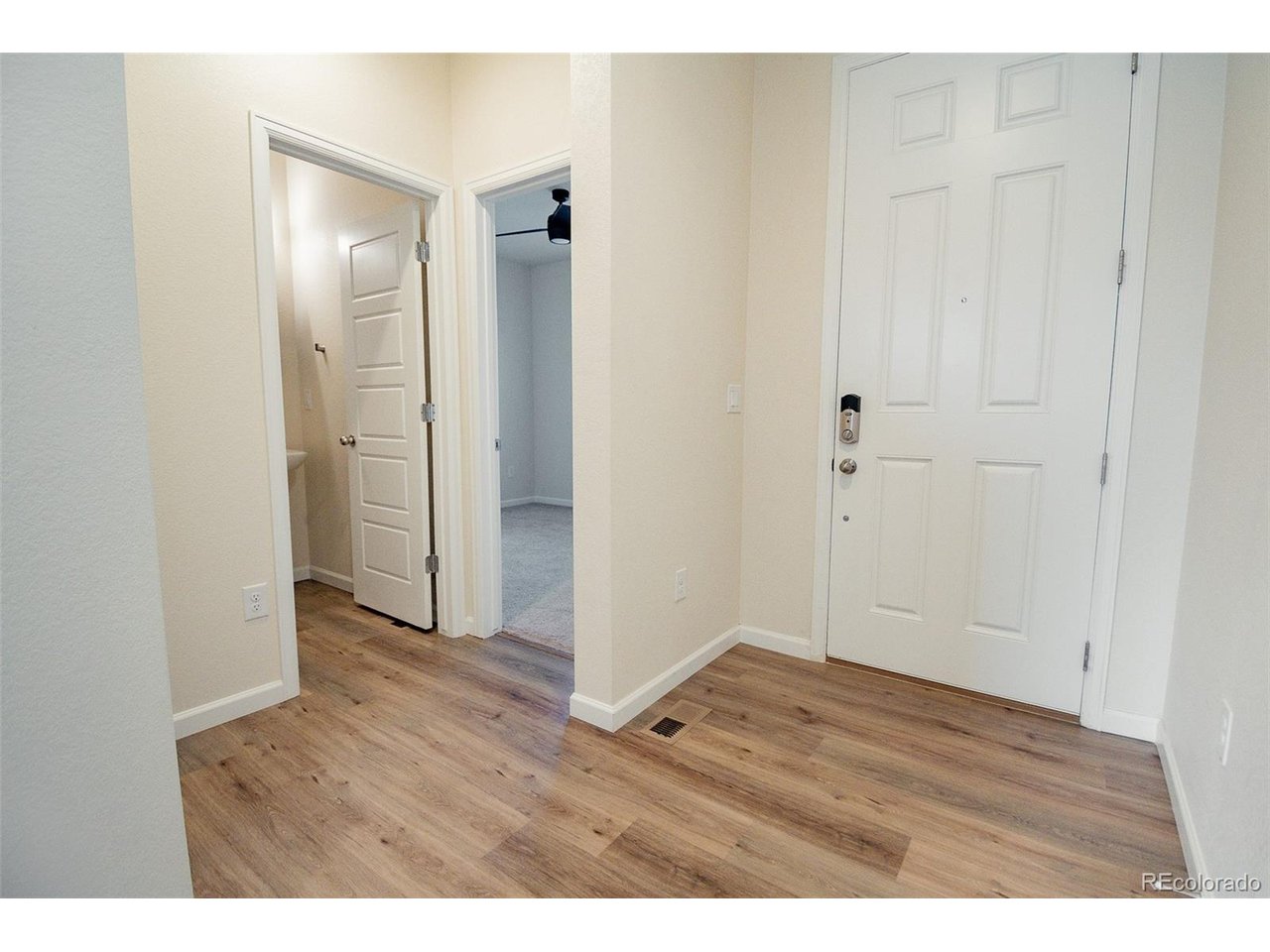 5260 Lumos Ln