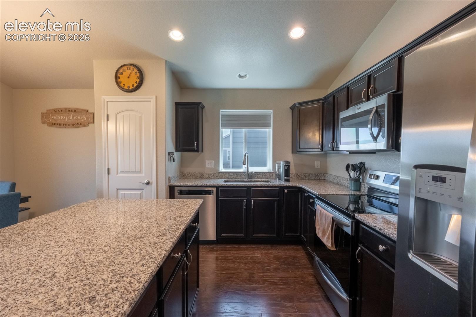 6121 Anders Ridge Lane