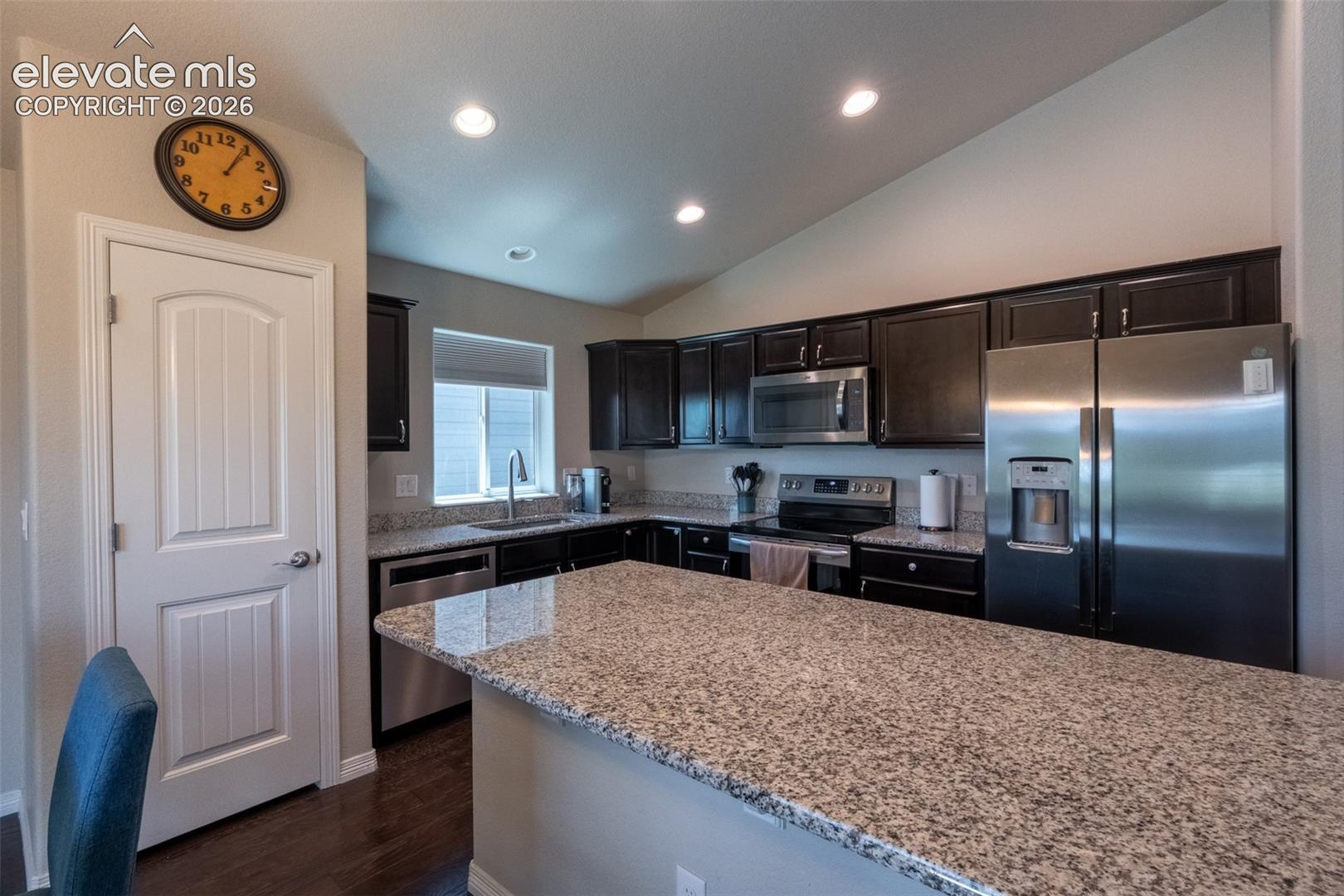 6121 Anders Ridge Lane