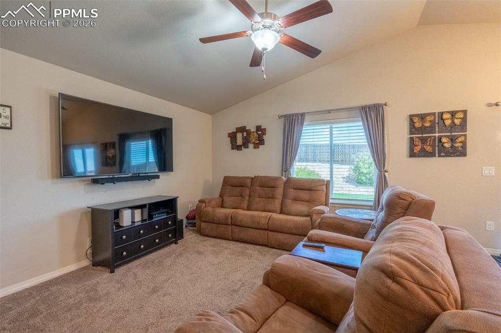 6121 Anders Ridge Lane