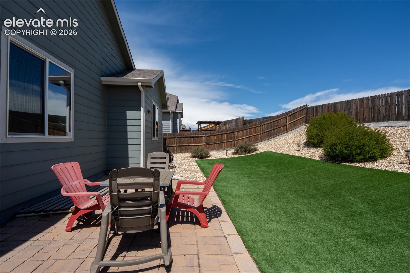 6121 Anders Ridge Lane