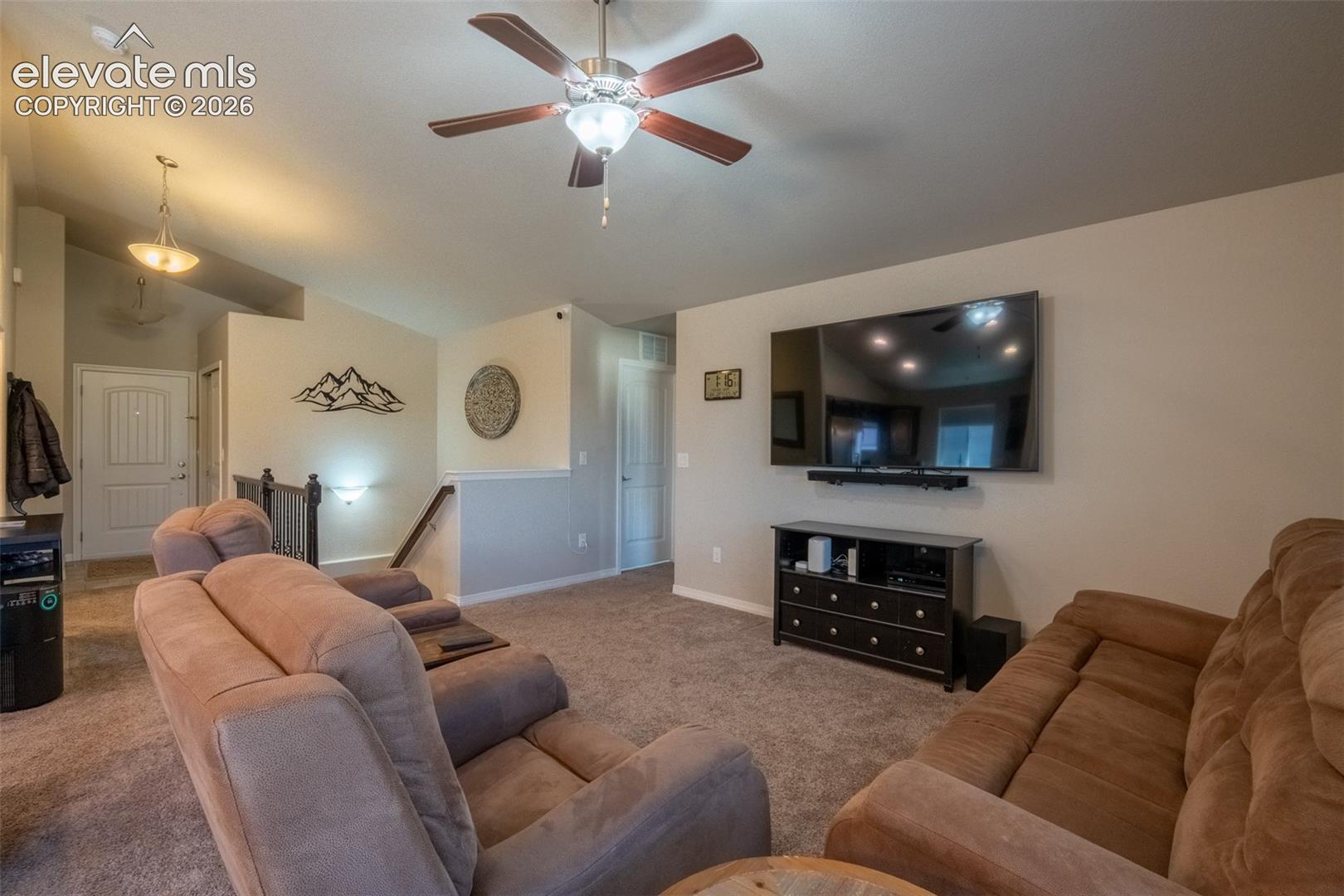 6121 Anders Ridge Lane