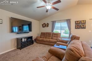 6121 Anders Ridge Lane