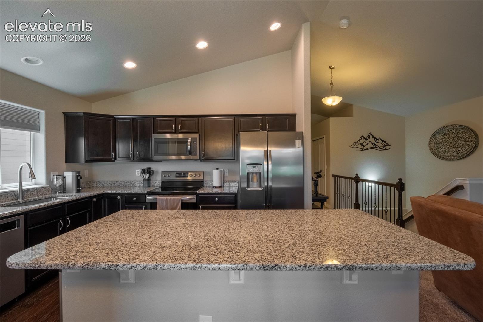 6121 Anders Ridge Lane
