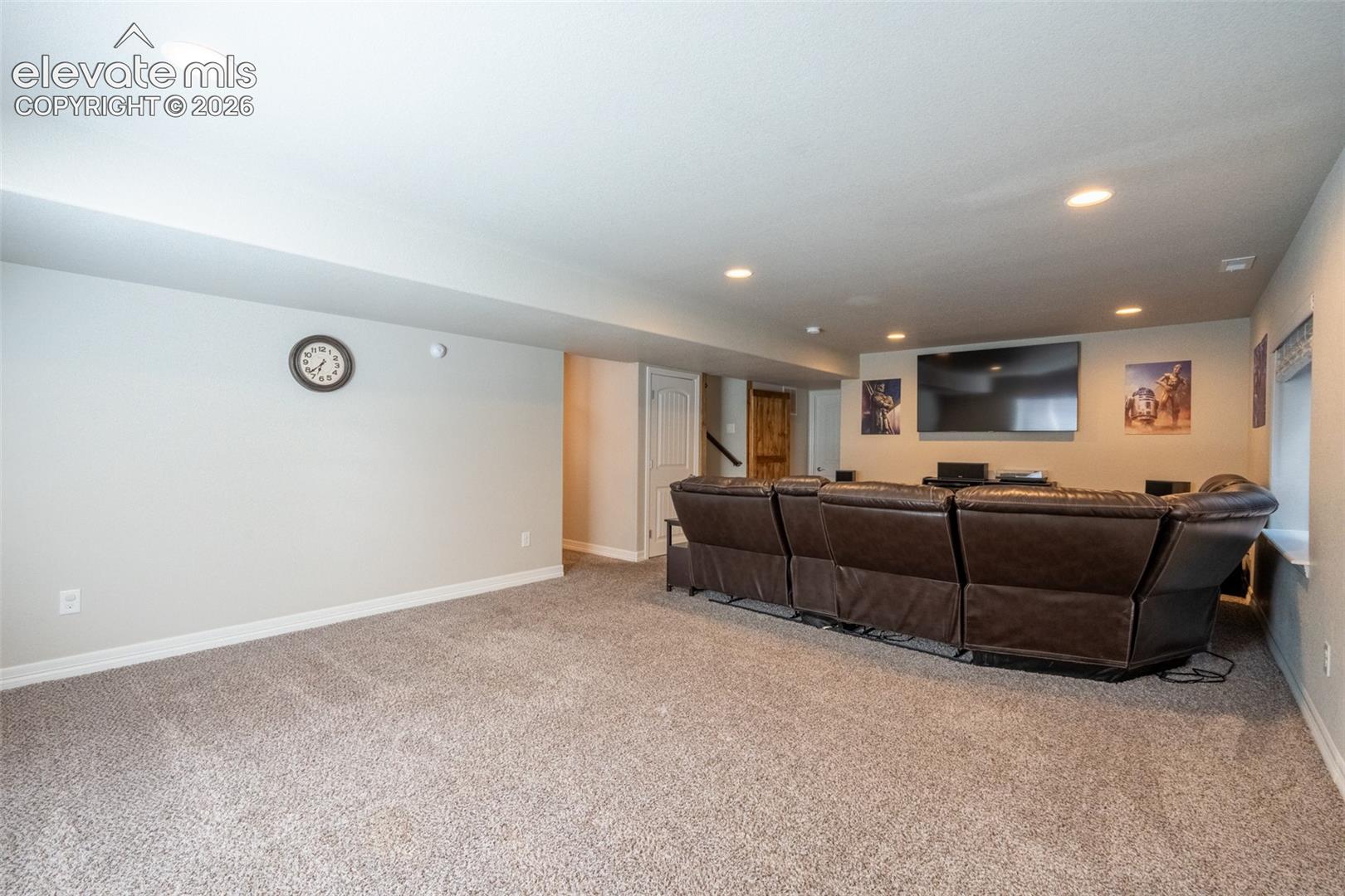 6121 Anders Ridge Lane