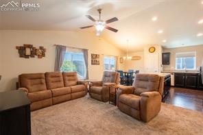 6121 Anders Ridge Lane