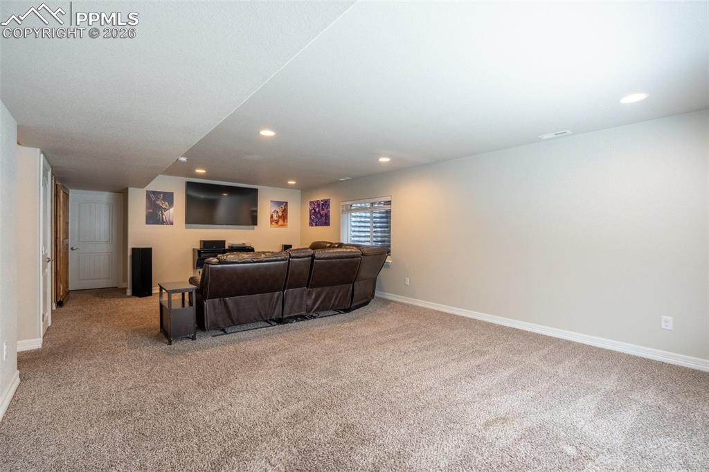 6121 Anders Ridge Lane