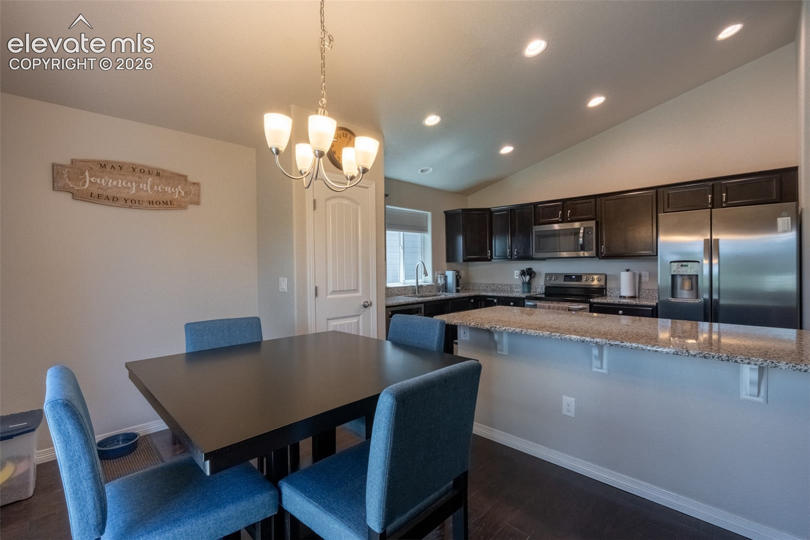 6121 Anders Ridge Lane