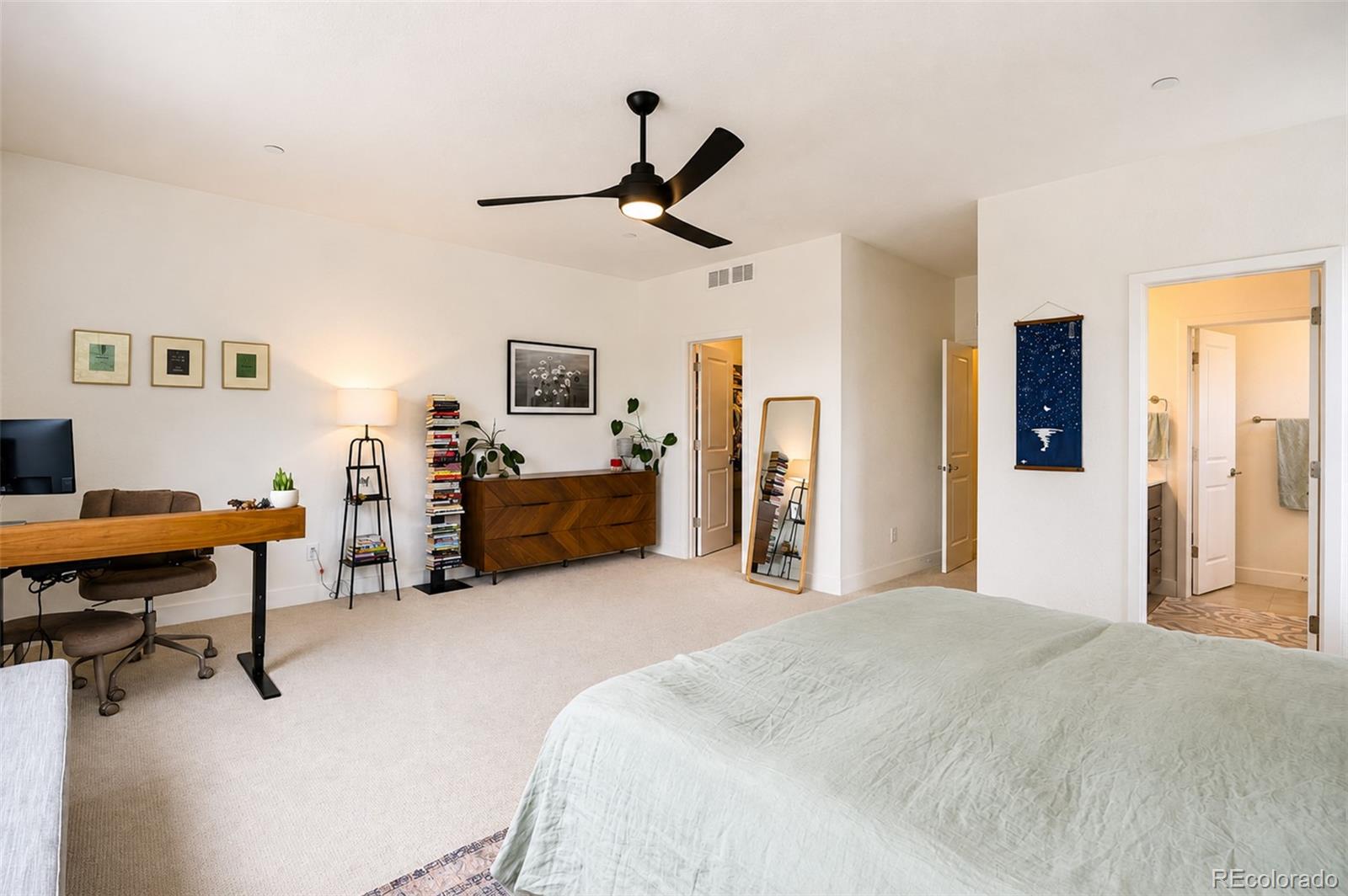 6102 W 28th Court
