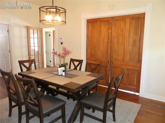 102 E Jefferson Street