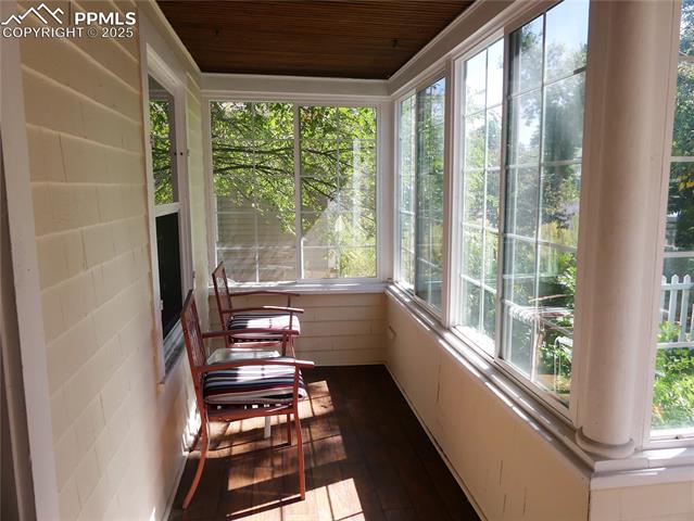 102 E Jefferson Street