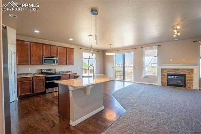 1985 Reed Grass Way