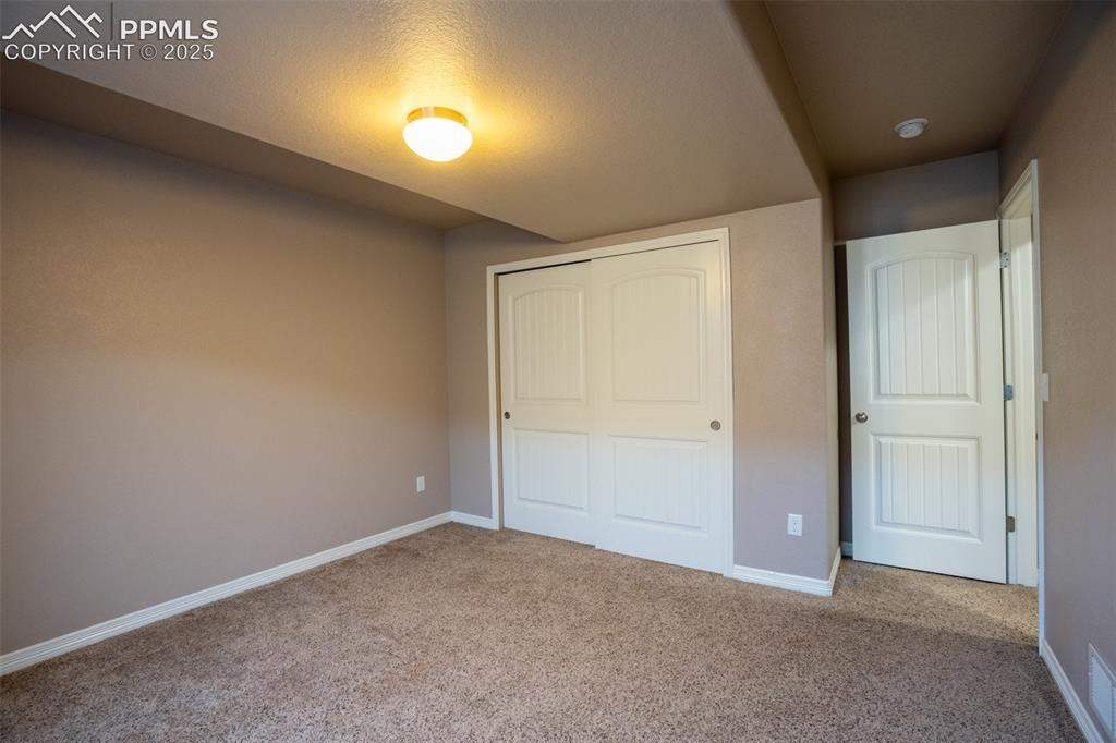 1985 Reed Grass Way