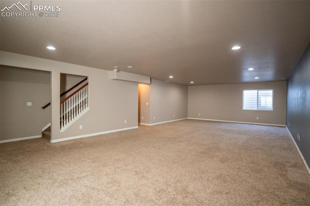 1985 Reed Grass Way
