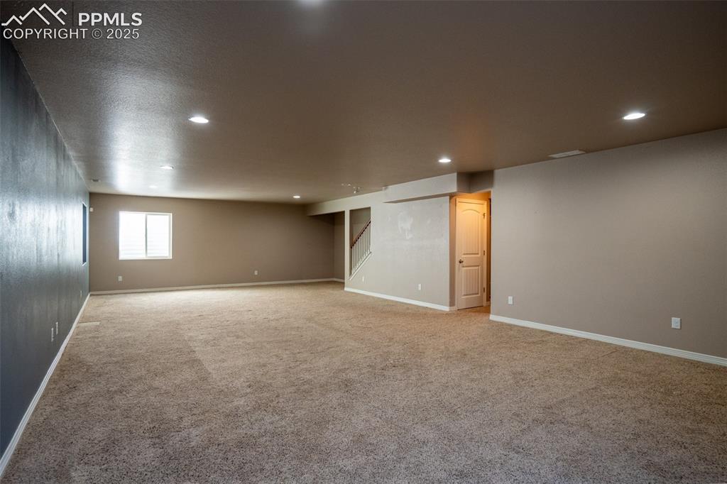 1985 Reed Grass Way