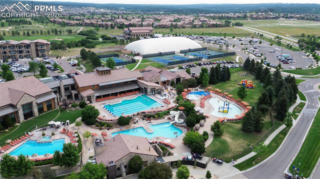 1575 Vine Cliff Heights