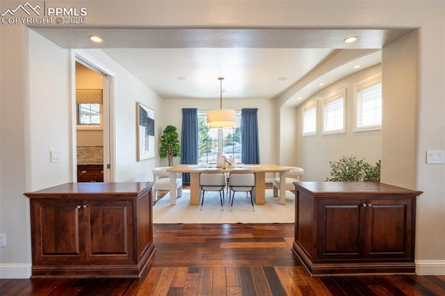 1575 Vine Cliff Heights