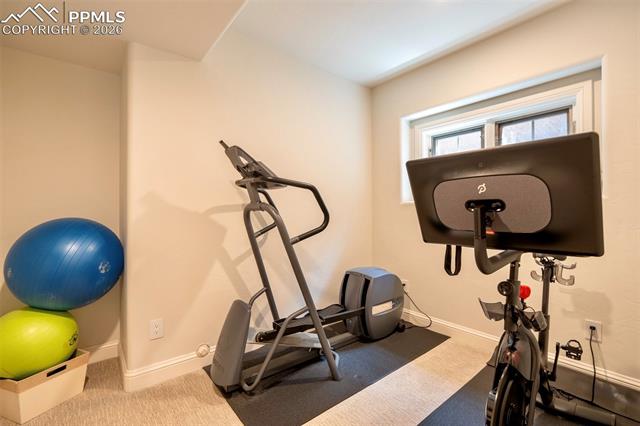 1575 Vine Cliff Heights