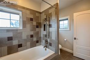 1575 Vine Cliff Heights