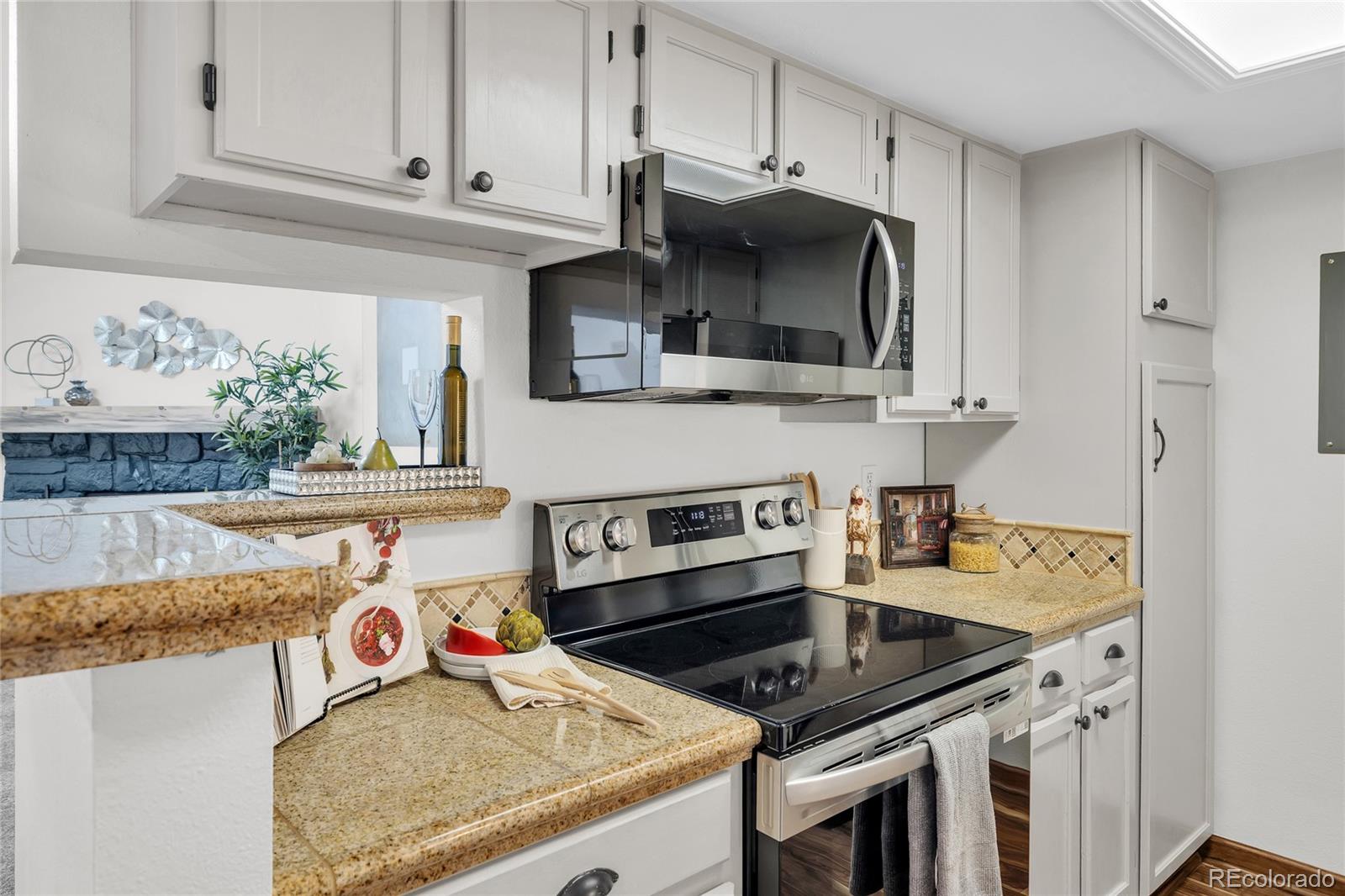 8600 E Alameda Avenue Unit: 206