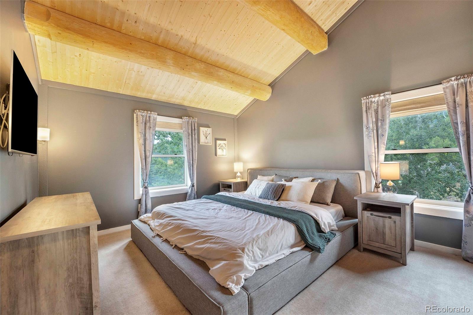 1059 Snyder Mountain Road