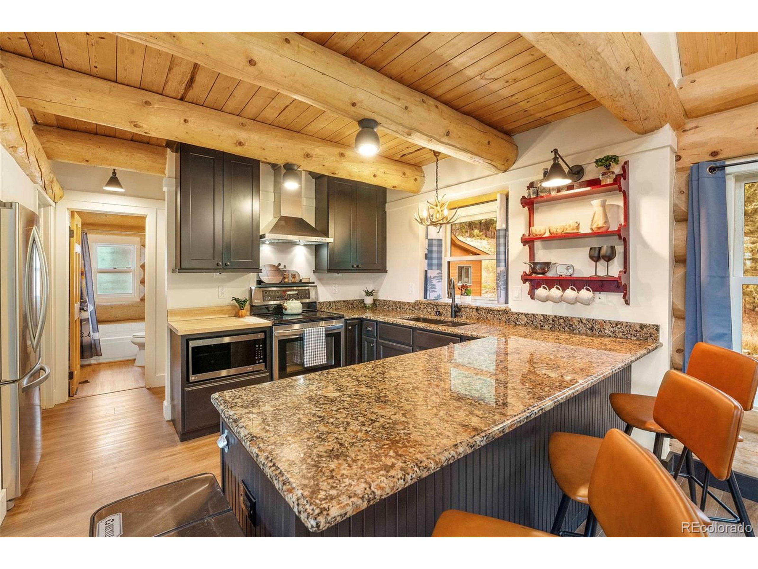 1059 Snyder Mountain Rd