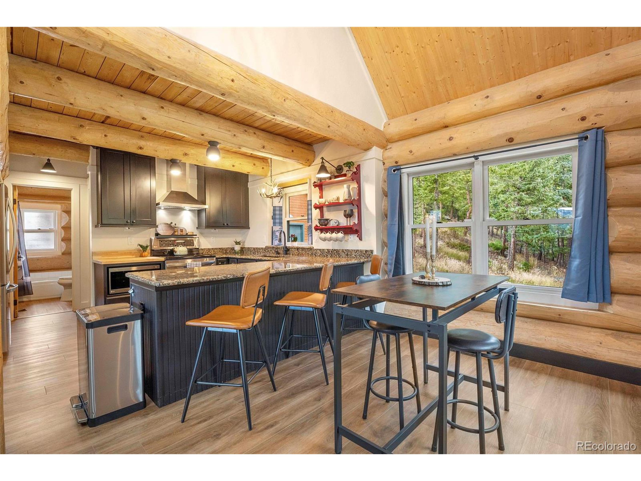 1059 Snyder Mountain Rd