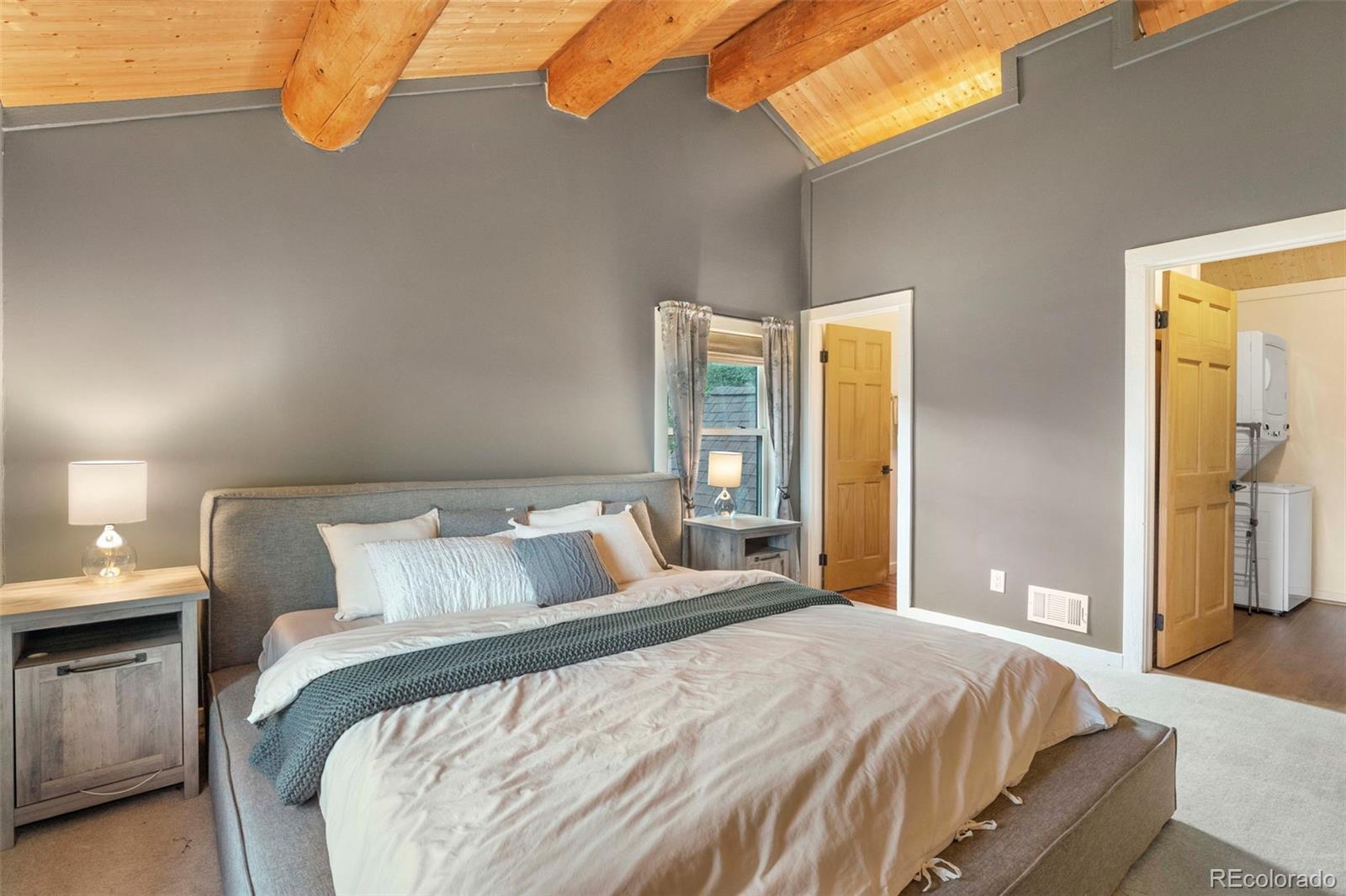 1059 Snyder Mountain Road