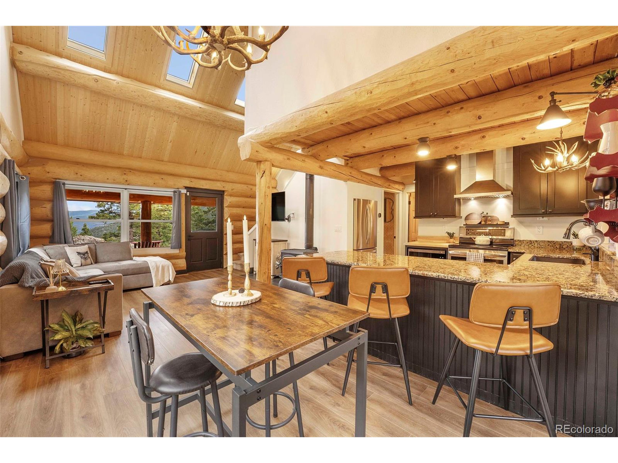 1059 Snyder Mountain Rd