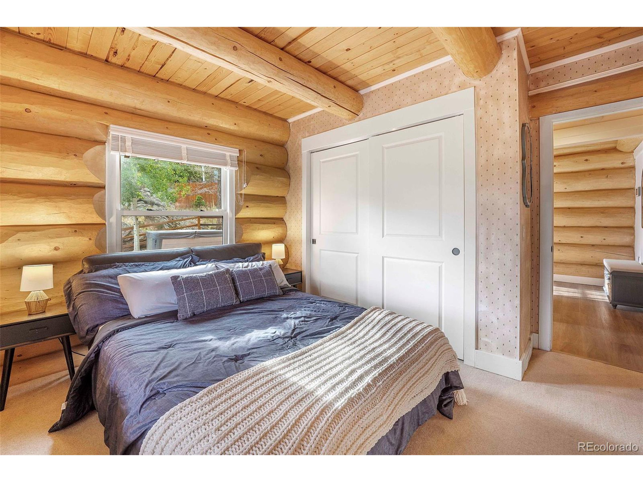 1059 Snyder Mountain Rd