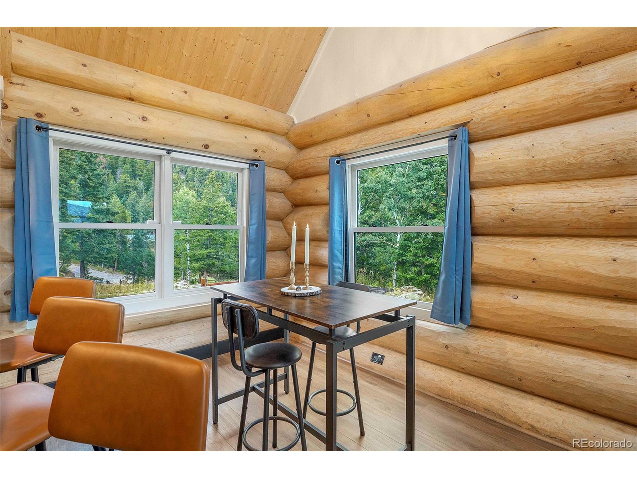 1059 Snyder Mountain Rd