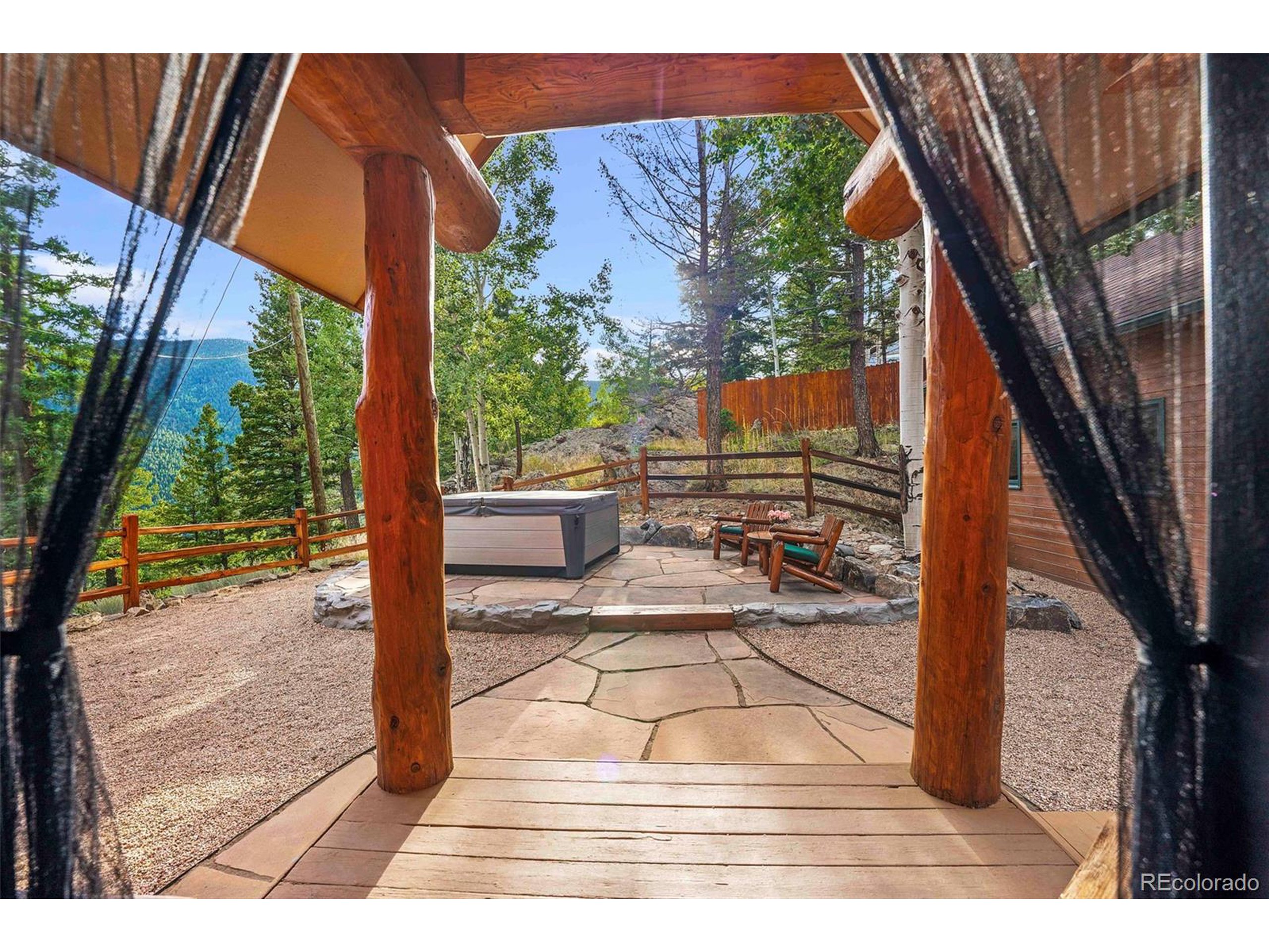 1059 Snyder Mountain Rd