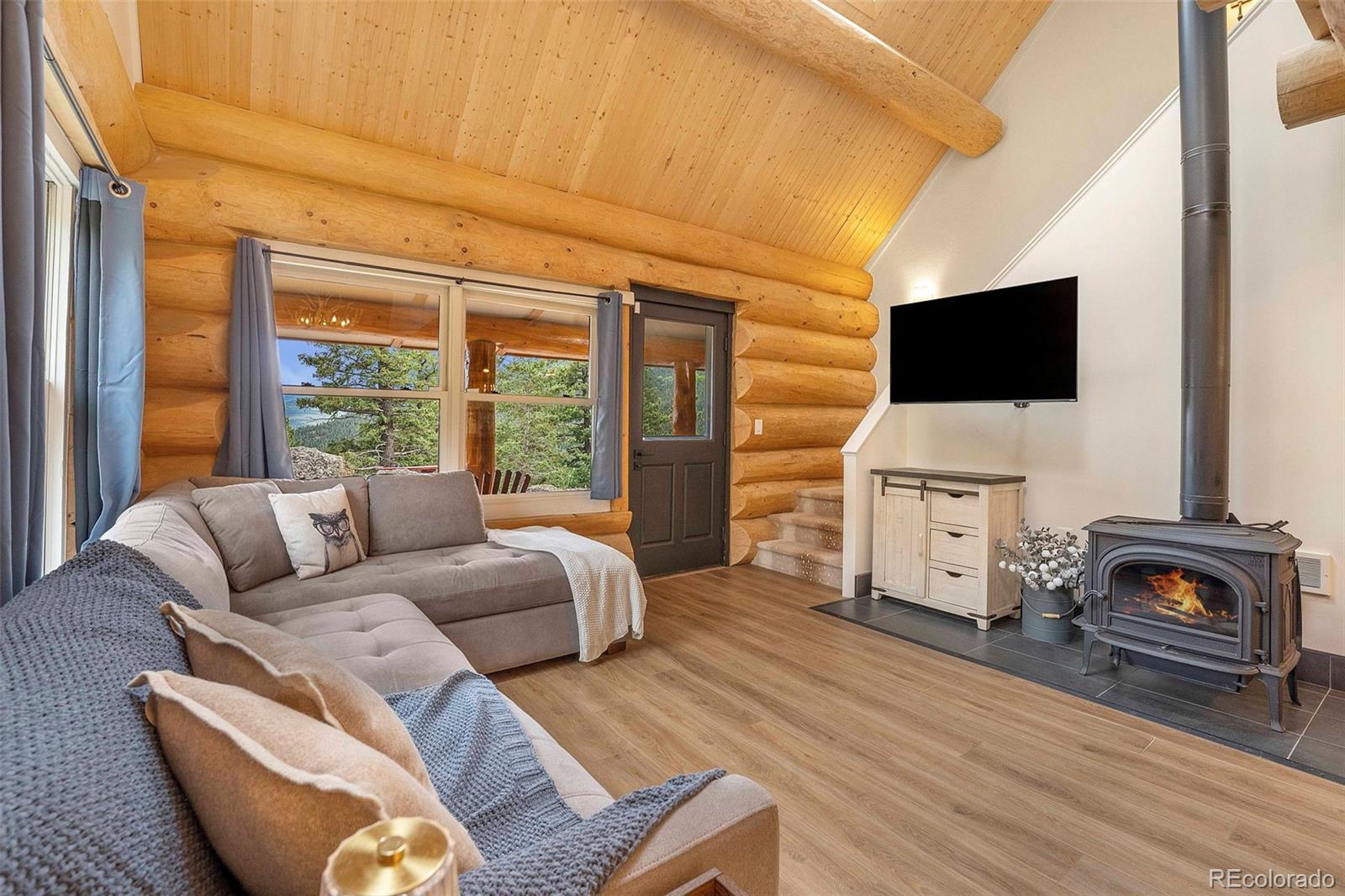 1059 Snyder Mountain Road