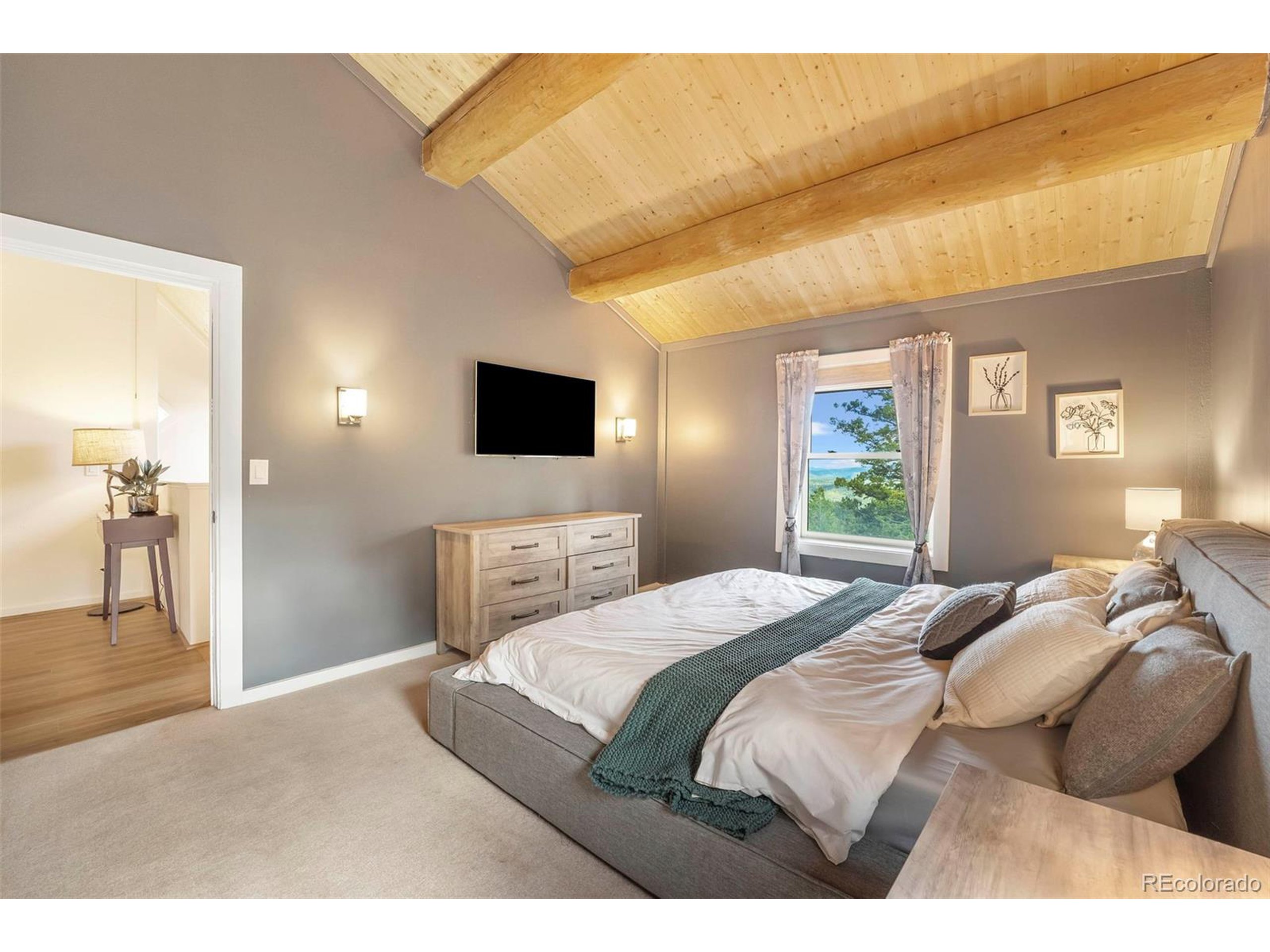 1059 Snyder Mountain Rd