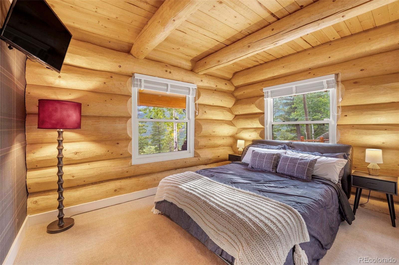 1059 Snyder Mountain Road