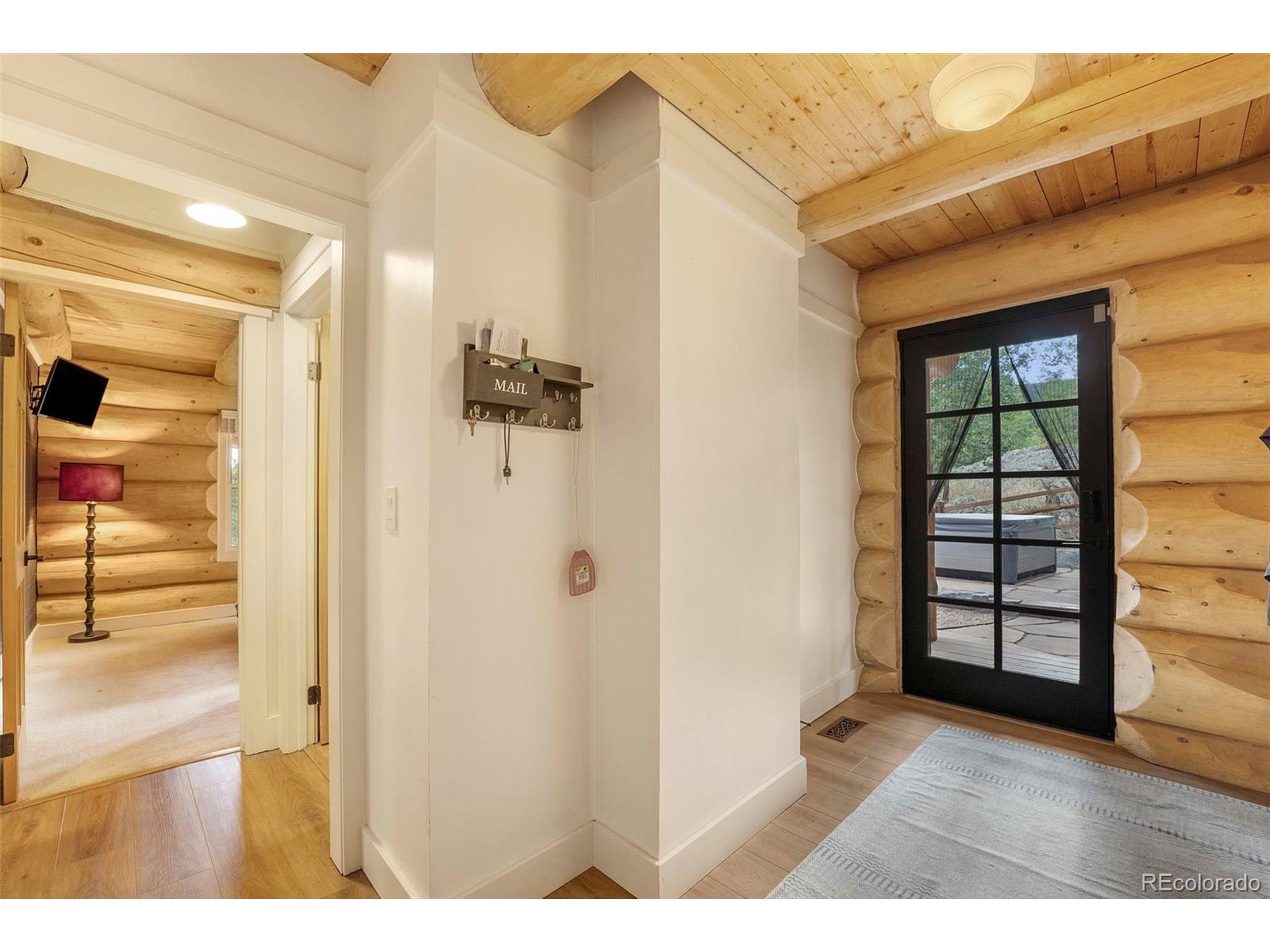 1059 Snyder Mountain Rd