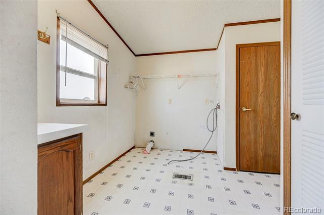 6935 Pfost Drive