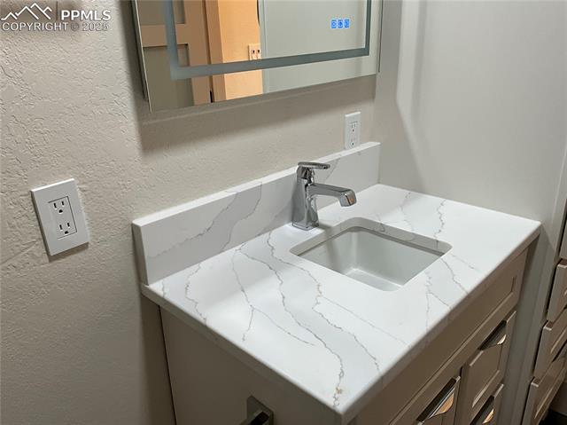 3408 W Pikes Peak Avenue