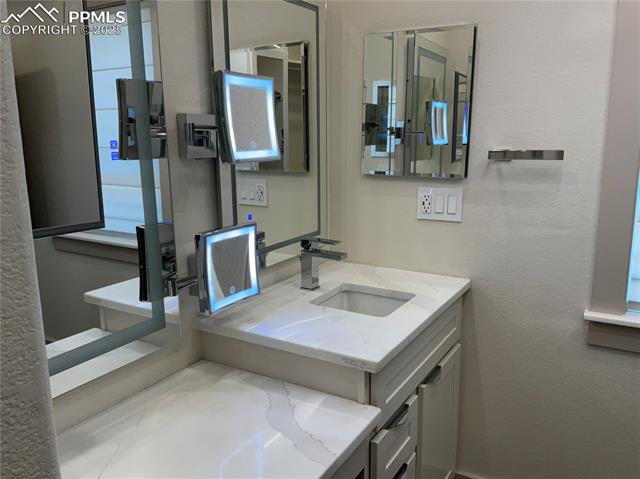 3408 W Pikes Peak Avenue