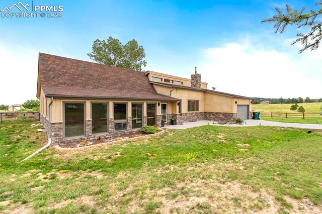3880 WALKER Road