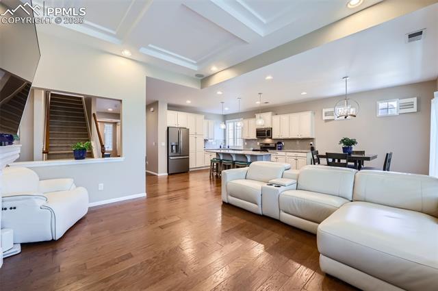 7225 Horizon Wood Lane