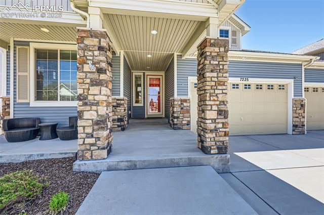 7225 Horizon Wood Lane
