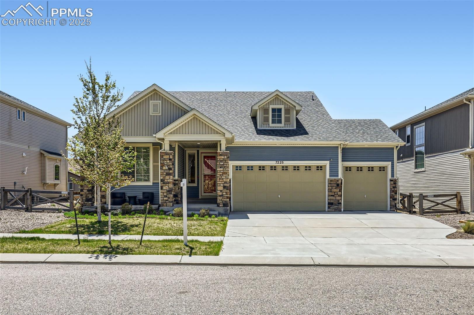 7225 Horizon Wood Lane