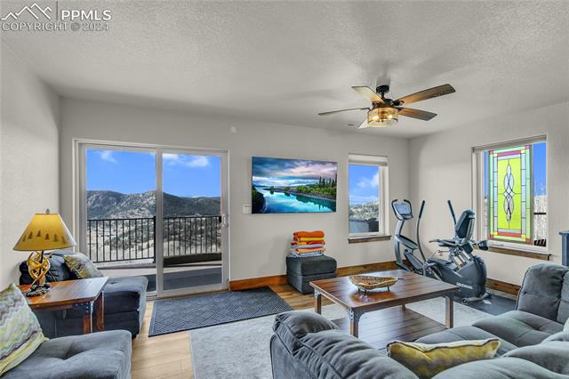 1564 Troy Drive