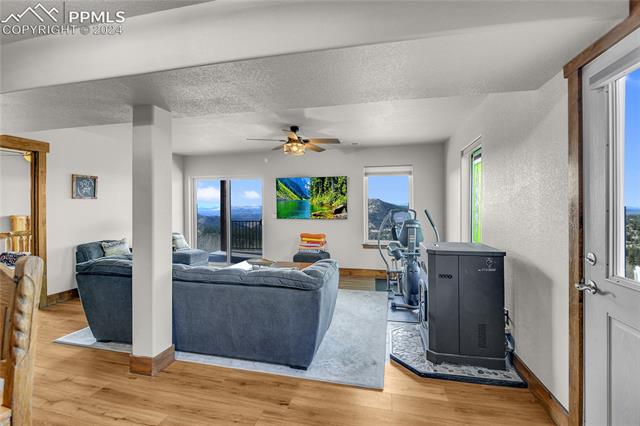 1564 Troy Drive