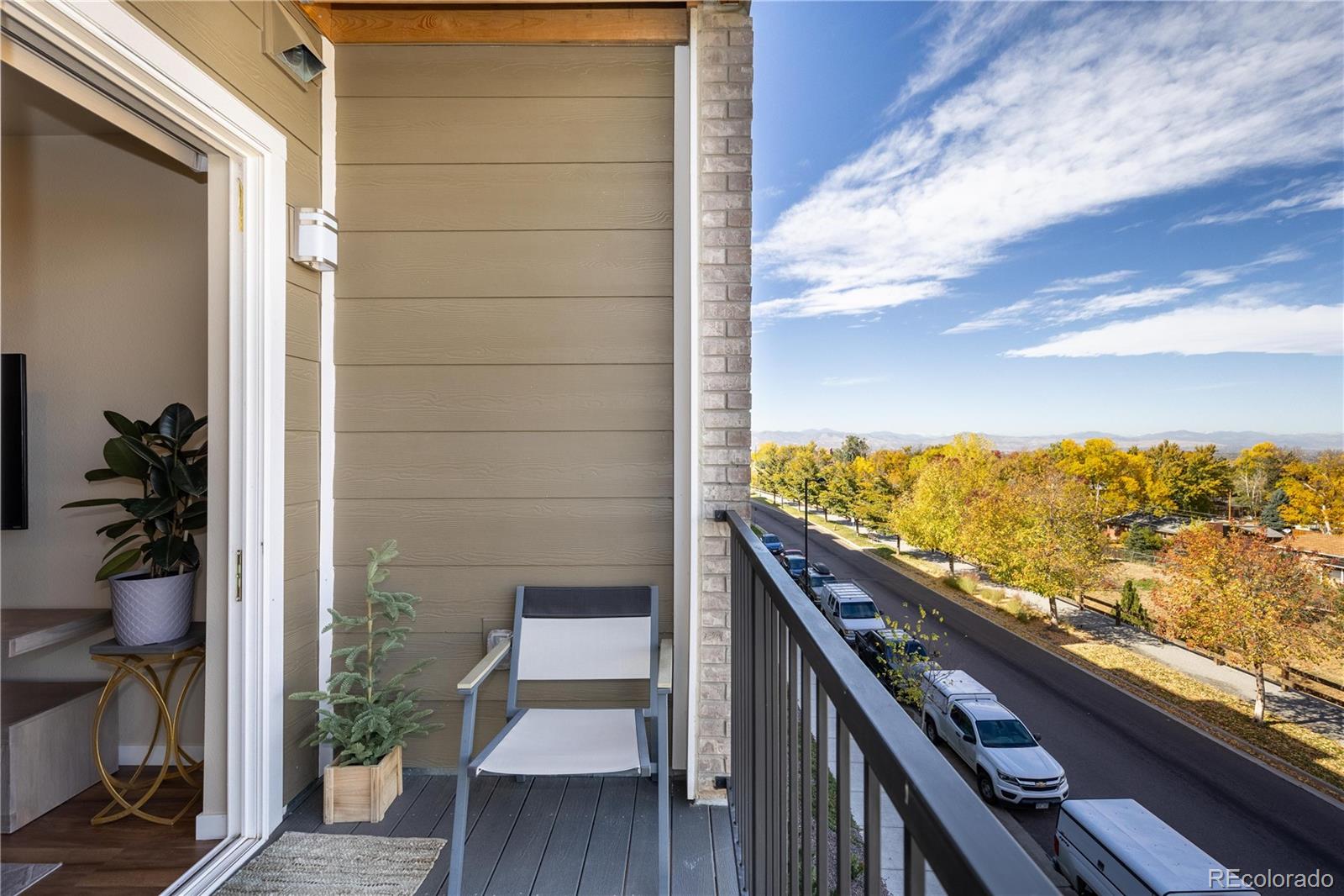 420 E Fremont Place Unit: 309