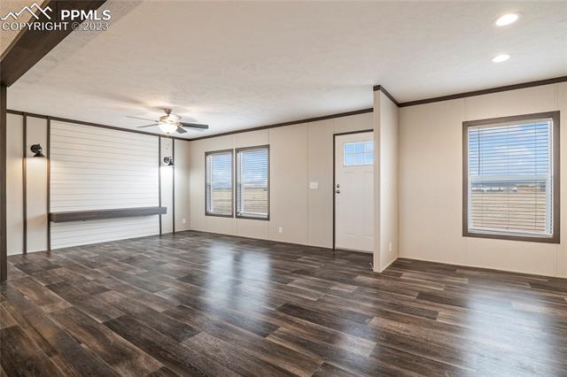 6941 Middlefield Court