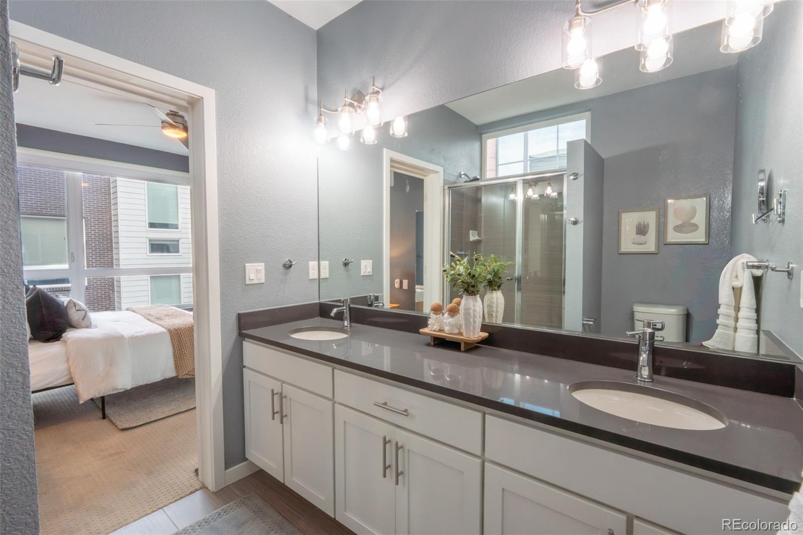 3425 Larimer Street Unit: 107